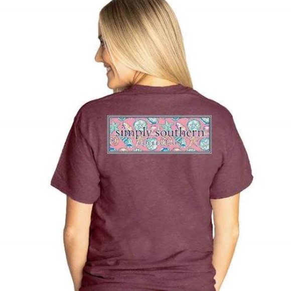 Simply Southern NWT Large Tee Beach Shells Maroon - Picture 1 of 2
